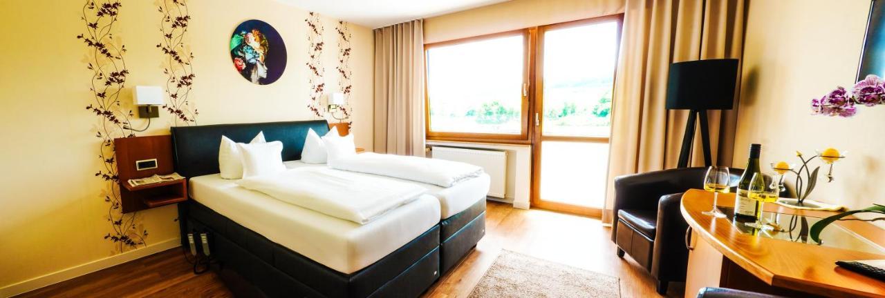 Hotel Zehnthof Ürzig Zewnętrze zdjęcie