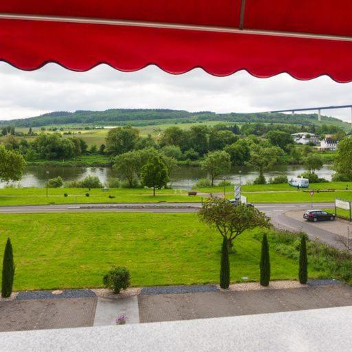 Hotel Zehnthof Ürzig Zewnętrze zdjęcie
