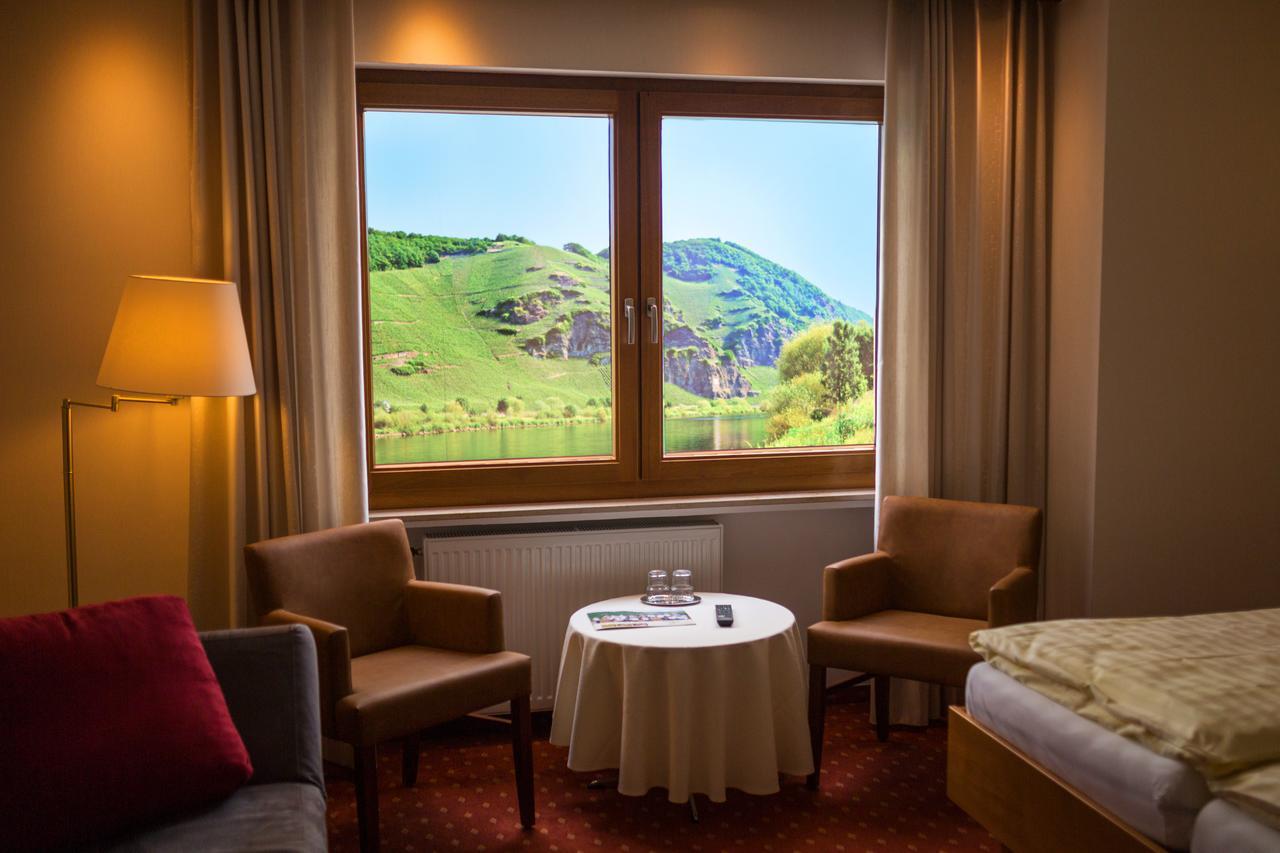 Hotel Zehnthof Ürzig Zewnętrze zdjęcie