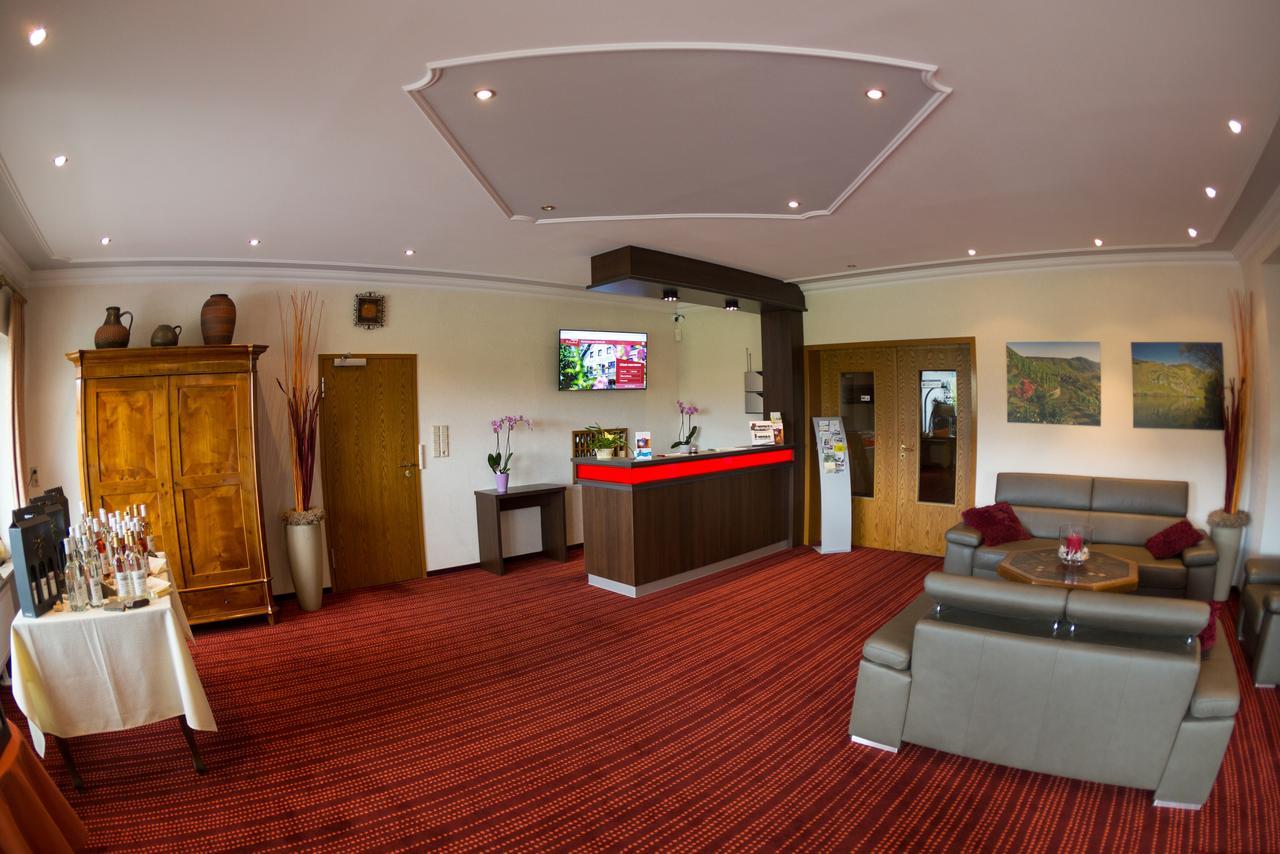 Hotel Zehnthof Ürzig Zewnętrze zdjęcie